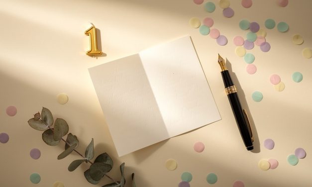 Texte d&rsquo;anniversaire 1 an pour son filleul : 30 messages de marraine et parrain